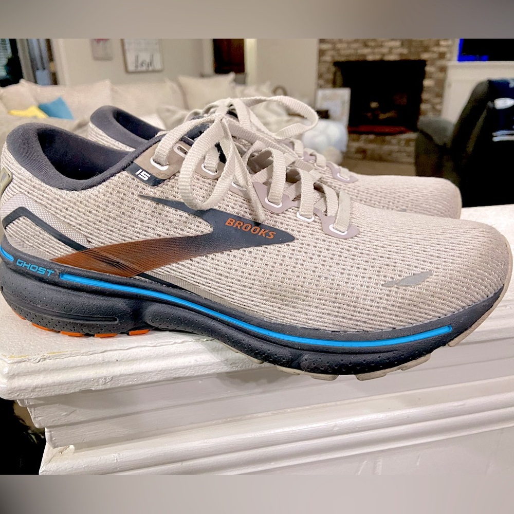 Brooks Ghost 15 EXCELLENT condition size 7